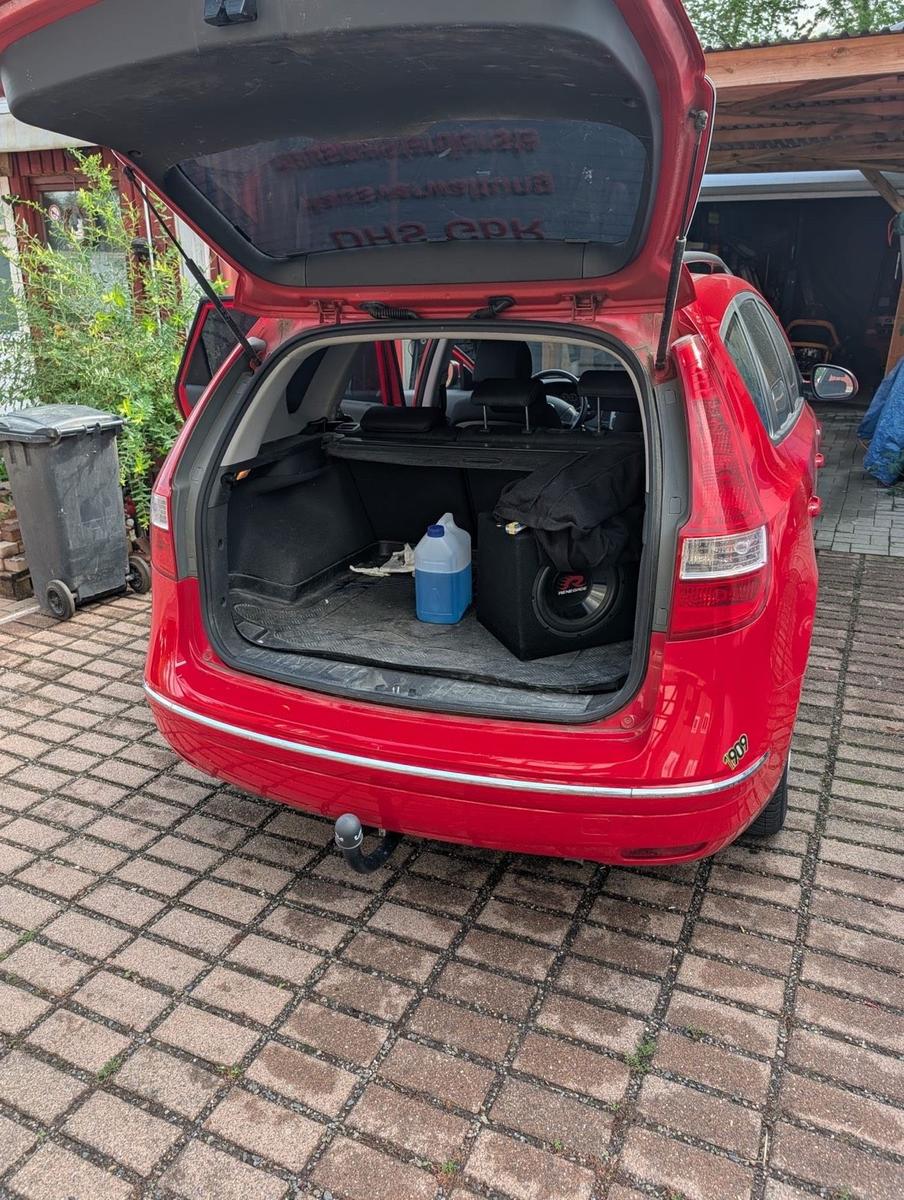 Hyundai i30 2009 — photo 7