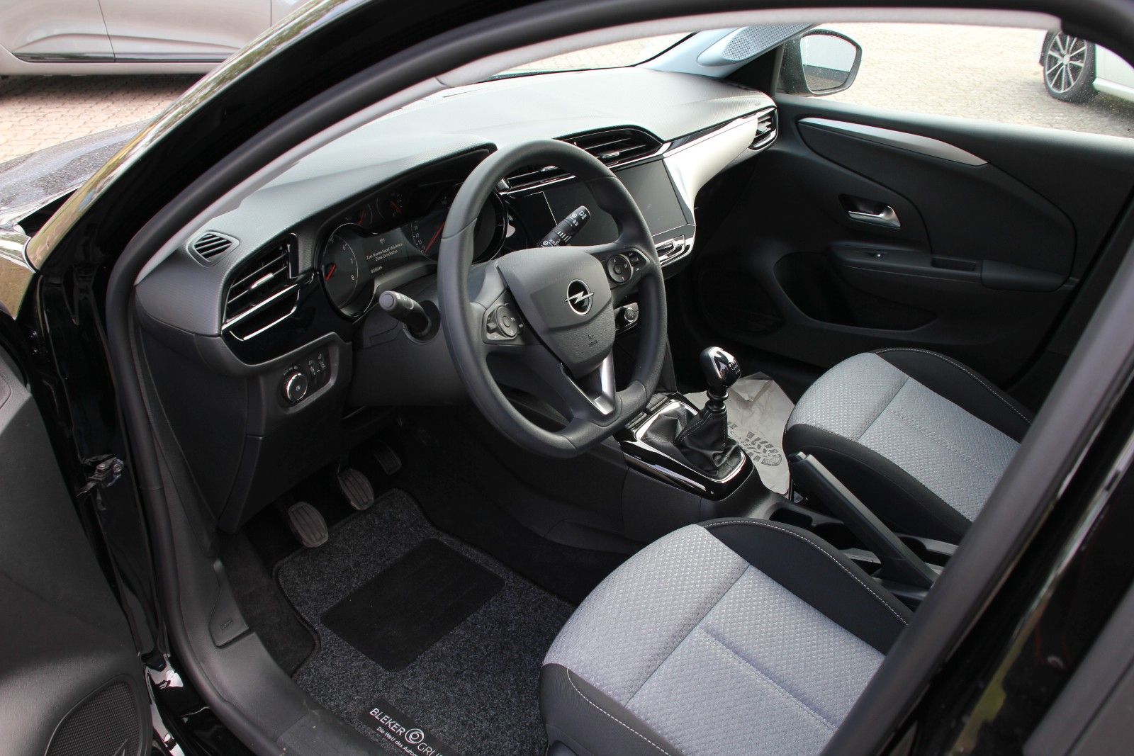 Fahrzeugabbildung Opel Corsa F Edition