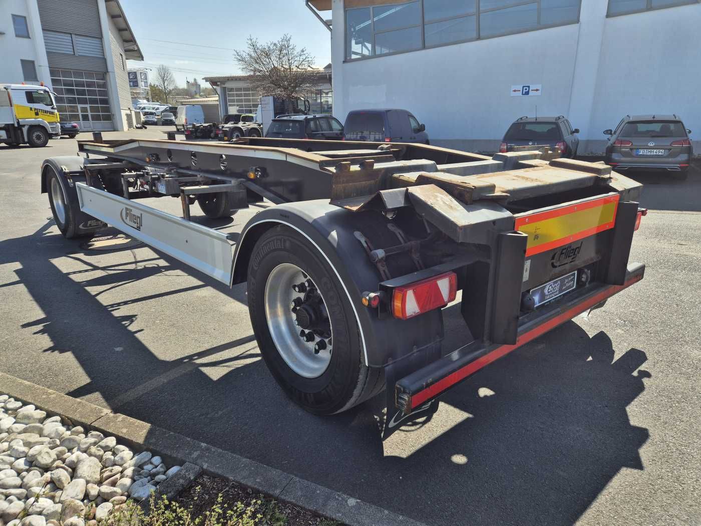 Fahrzeugabbildung Fliegl ZPS180 Abroll-Container-Anhänger