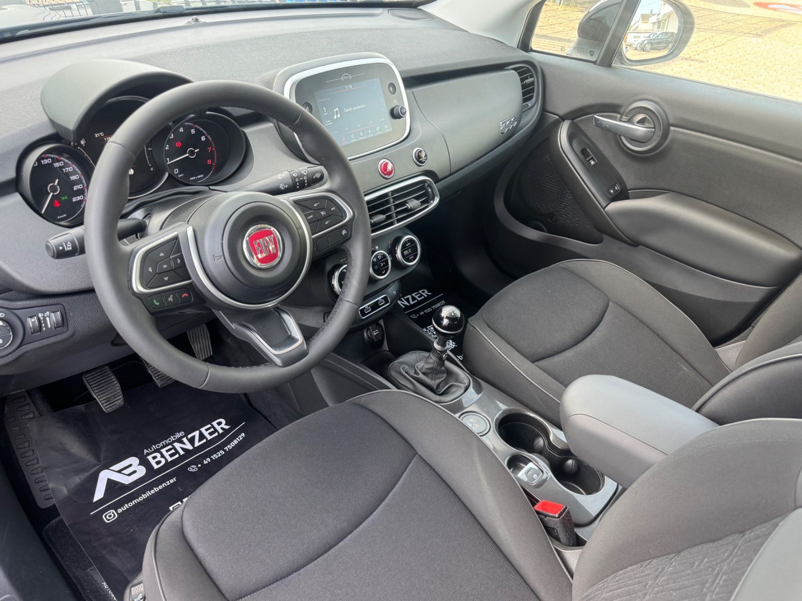 Fahrzeugabbildung Fiat 500X Lounge/LED/R-Cam/KlimaAuto/PDC/
