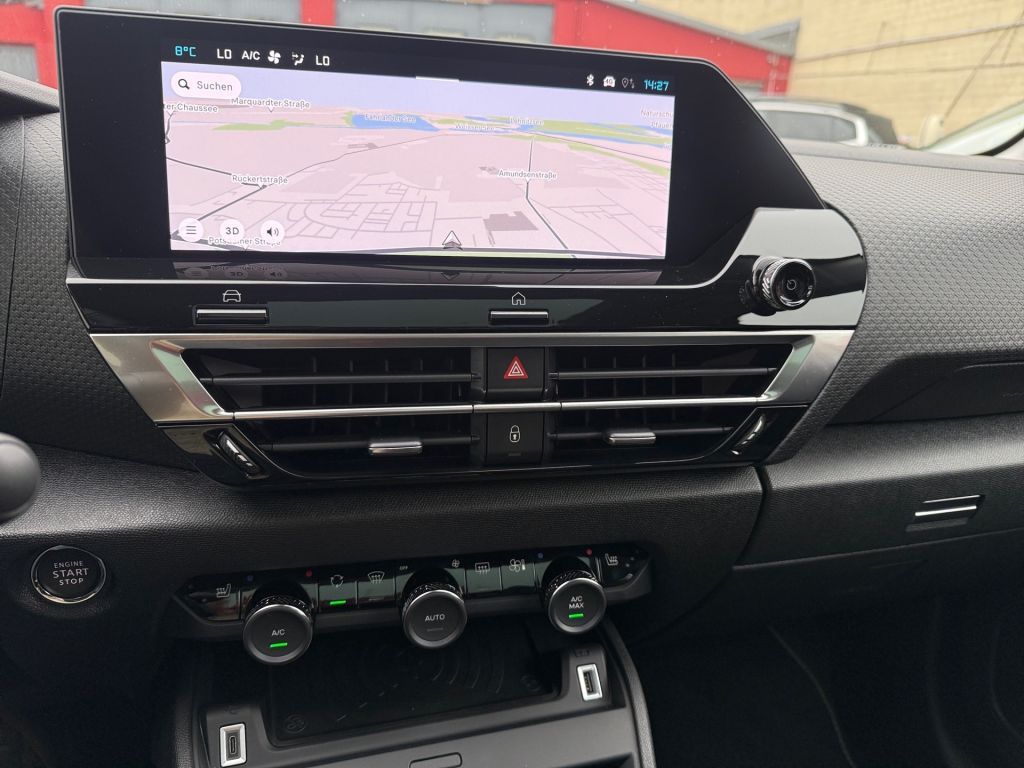 Fahrzeugabbildung Citroën C4 X PureTech 130 Stop&Start EAT8 MAX