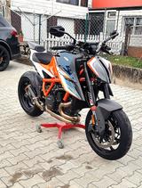 KTM 1290 Super Duke RR 1 von 500 - KTM 500