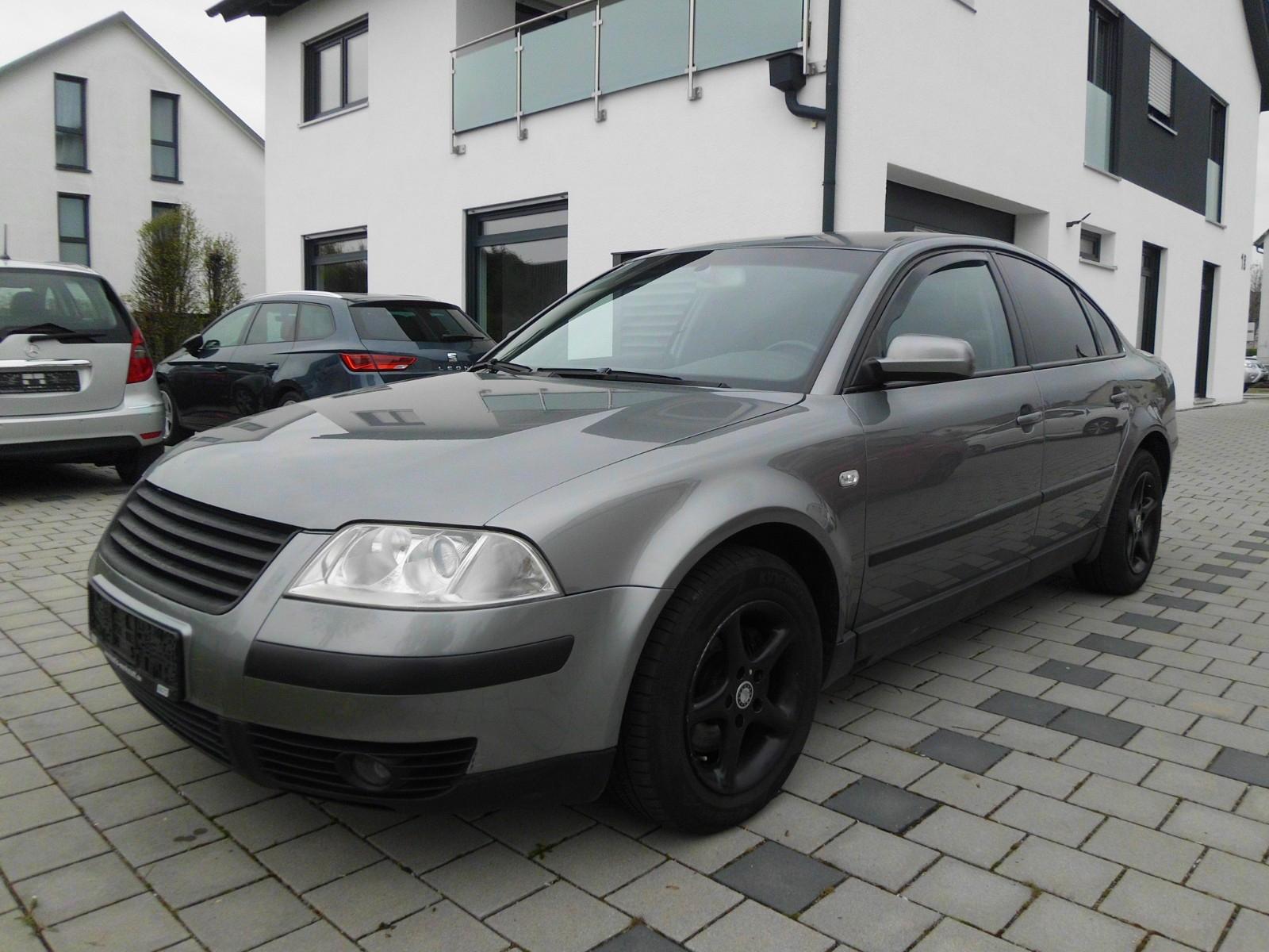 Volkswagen Passat 1.9TDI 96kW  Highline Tel:01738591488