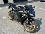 Honda CBR 1000 RR SC57 - Angebote entsprechen deinen Suchkriterien