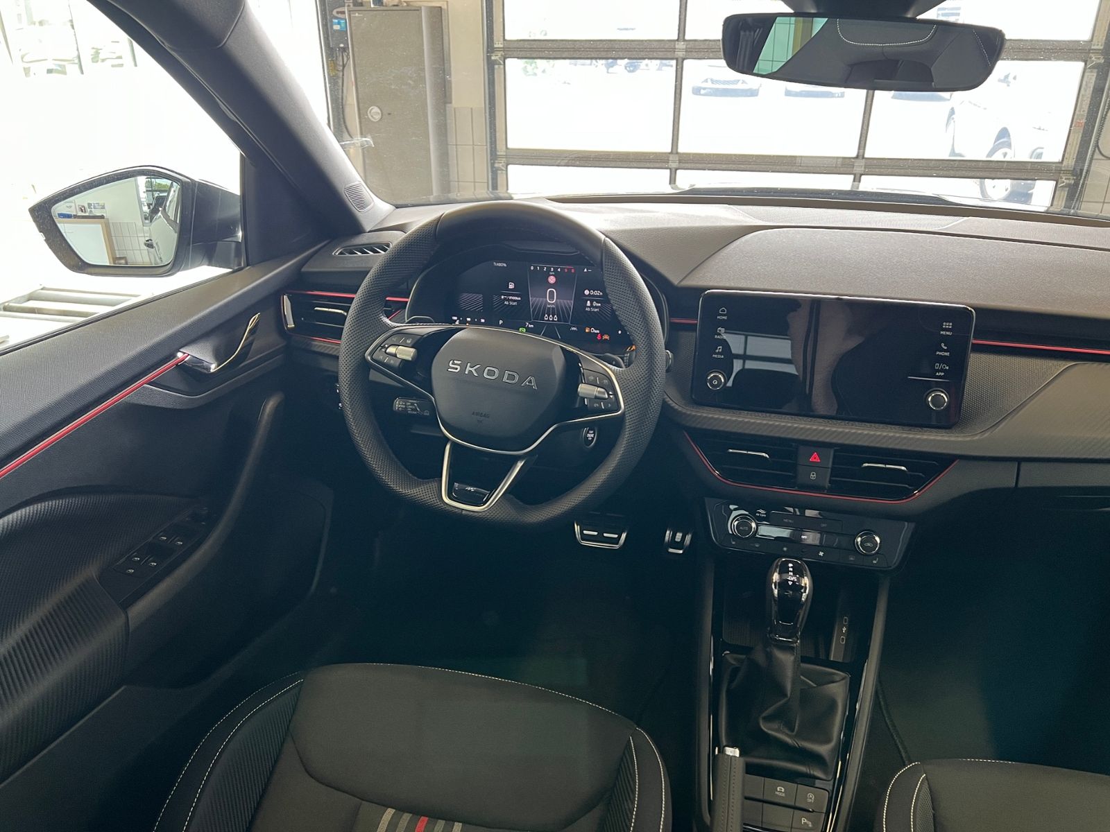 Fahrzeugabbildung SKODA Kamiq Monte Carlo 1.0 TSI DSG *AHK, Matrix-LED*