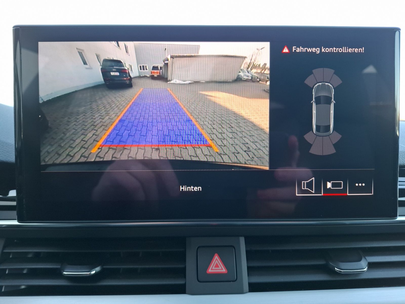 Fahrzeugabbildung Audi S5 Sportback TDI quattro S-tronic Matrix Navi AV