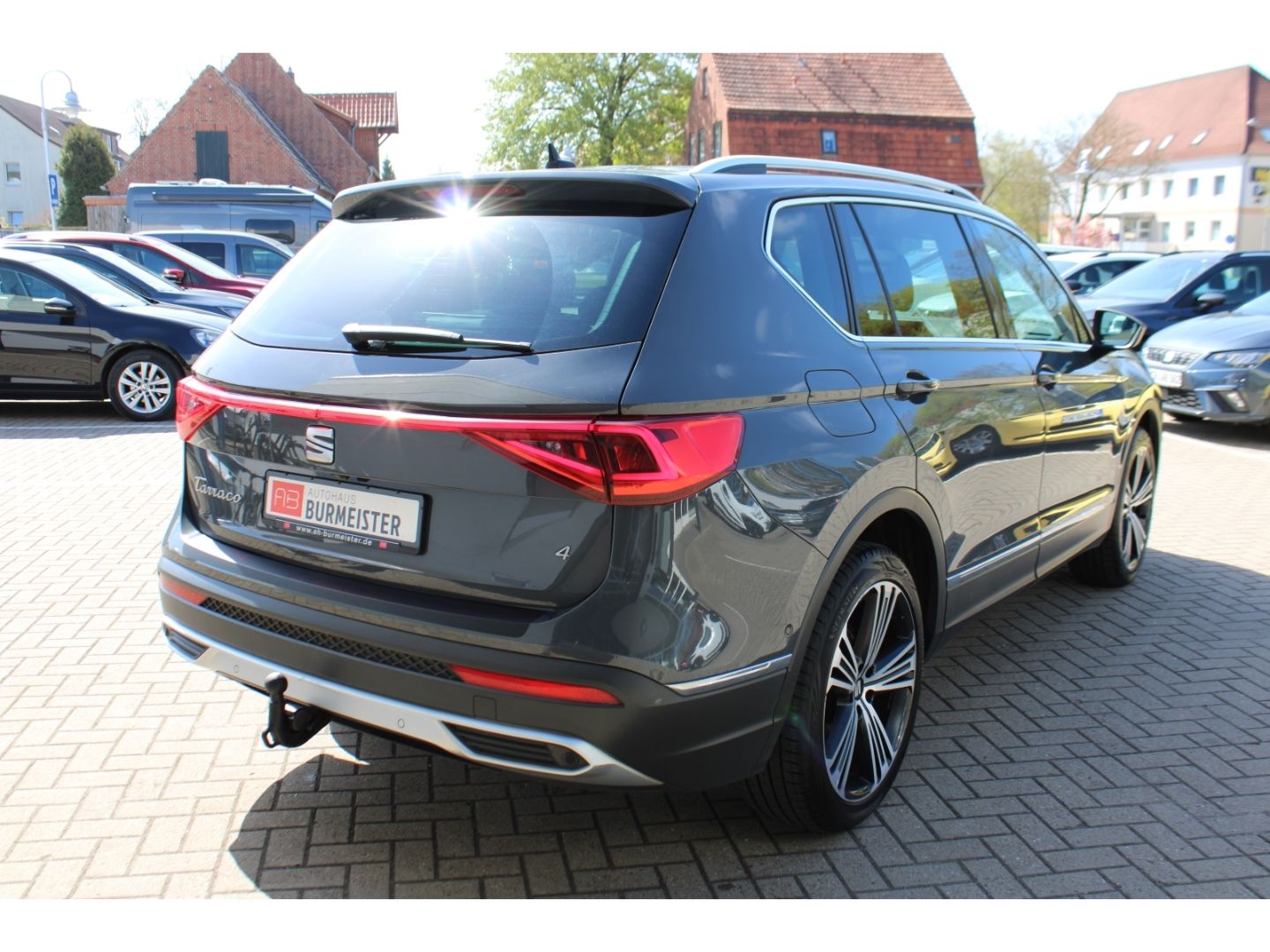 Fahrzeugabbildung SEAT Tarraco Xcellence 4Drive Pano LED ACC AHK StHZg