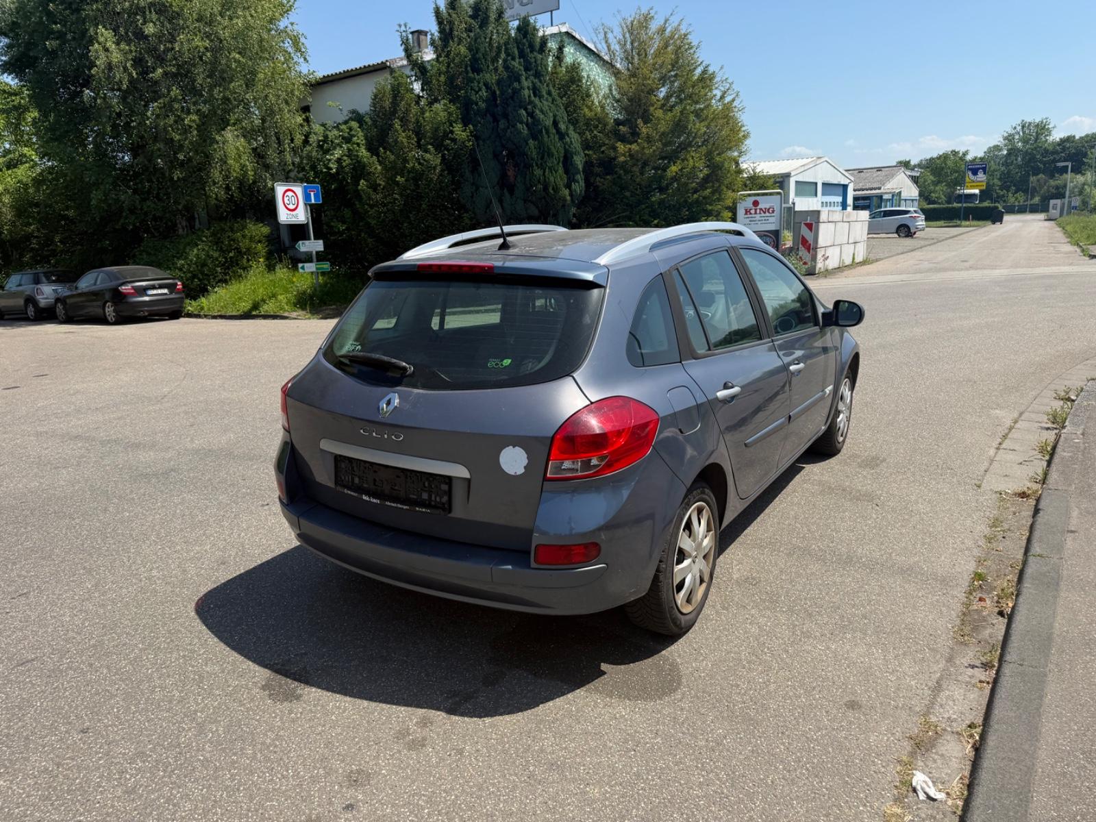 Renault Clio 2010 — photo 6