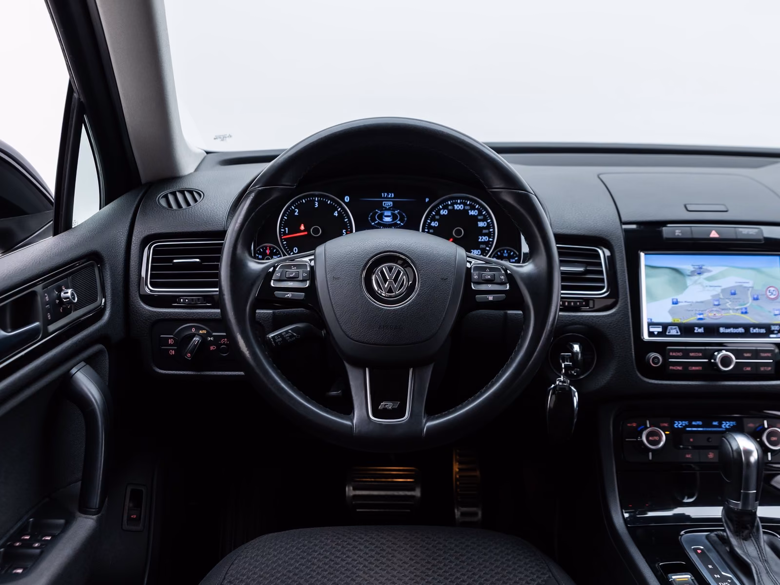 Volkswagen Touareg V6 TDI BMT /R-Line/TEMP/XENON/RFK
