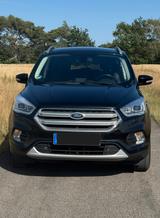 Ford Kuga 1,5 EcoBoost Titanium mit AHK