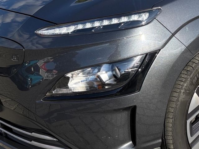 Fahrzeugabbildung Hyundai KONA Edition 30+ Elektro 2WD +KLIMA+NAVI+PDC+RFK