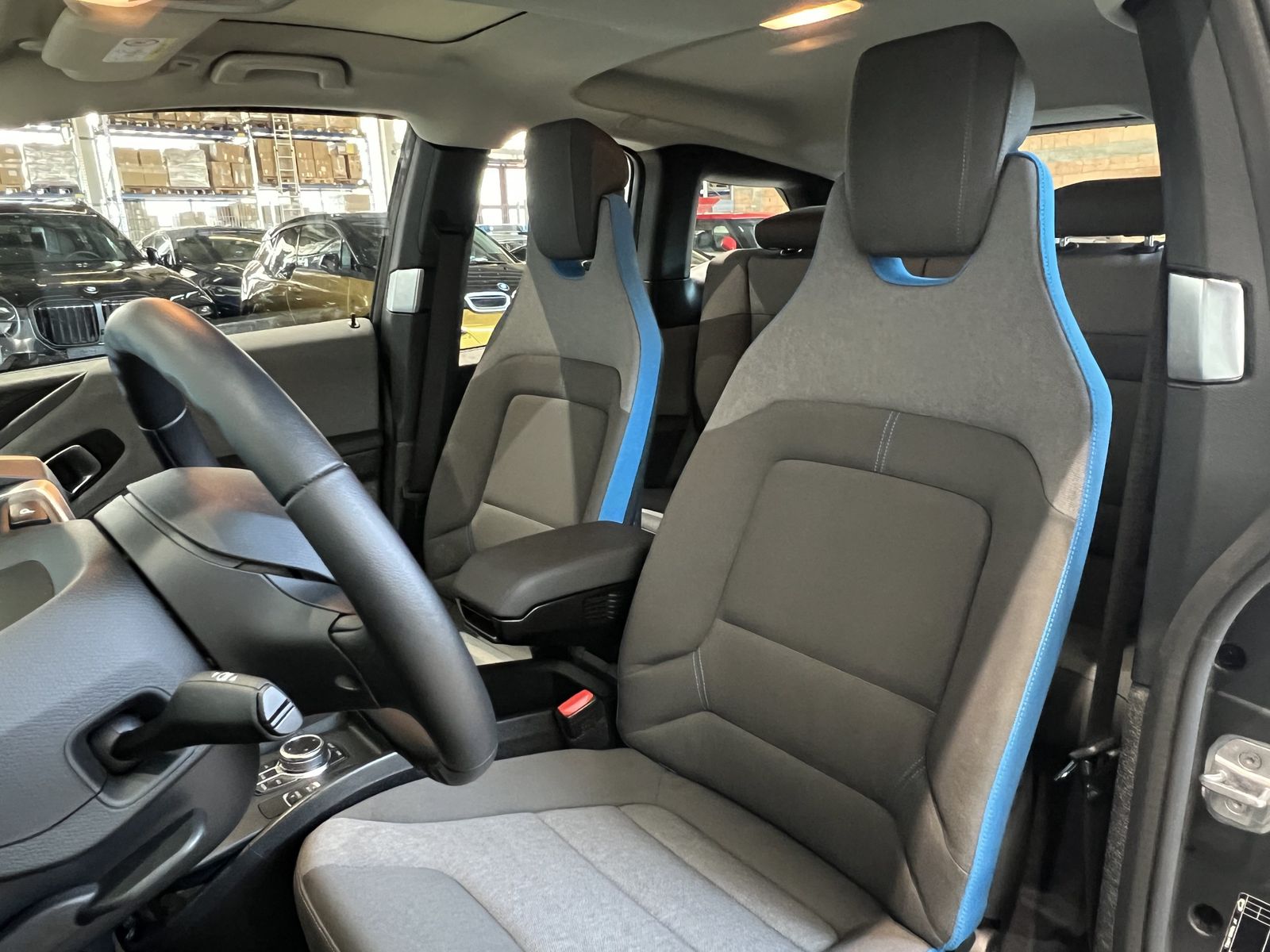 Fahrzeugabbildung BMW i3 120Ah Sportpaket Glasdach