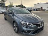 Renault Megane IV Lim. 5-trg. Limited AUTOMATIC - Renault Megane mit Diesel-Antrieb: Limousine, Automatik