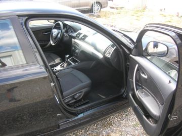 BMW 118 - 10