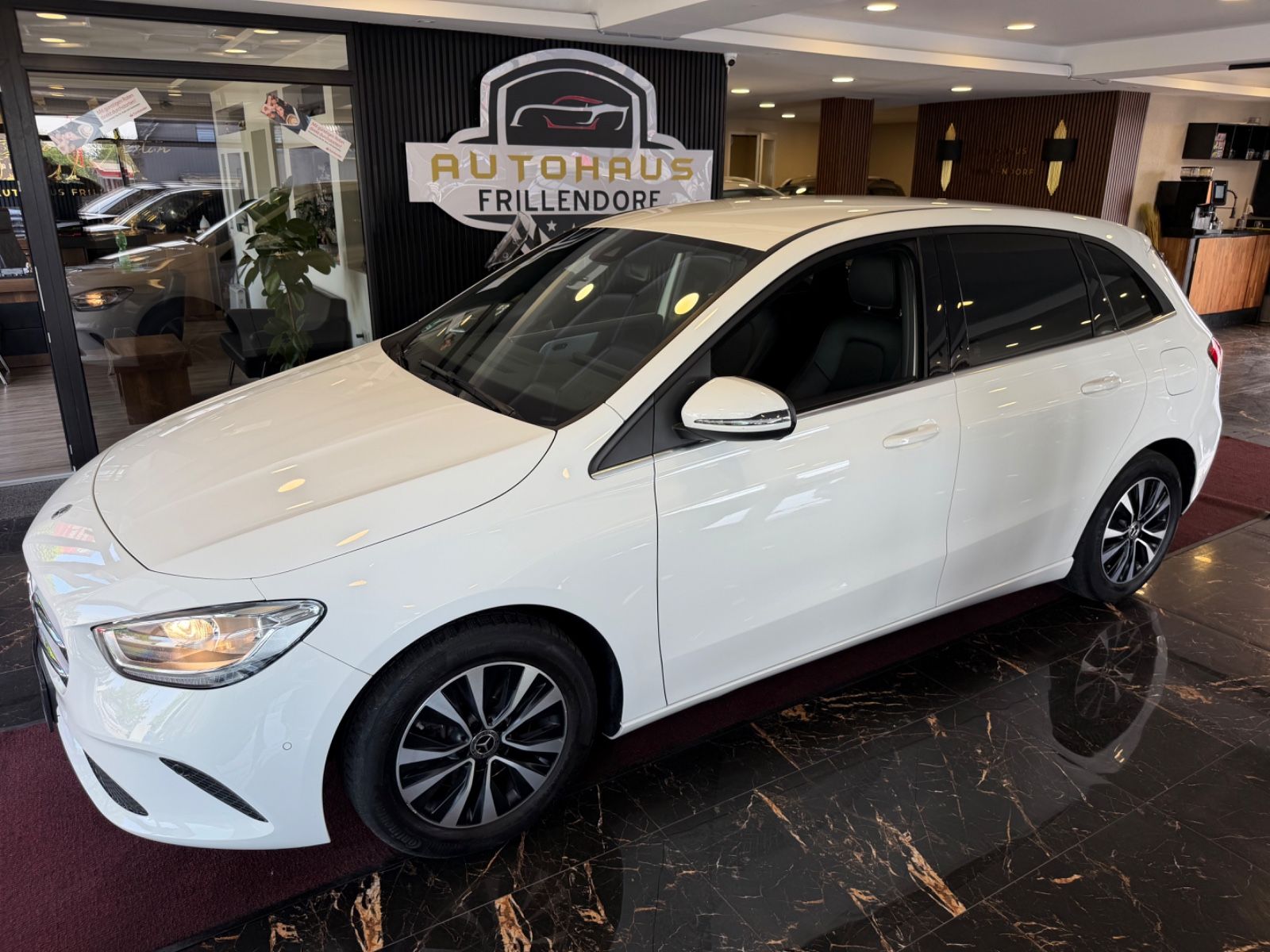 Mercedes-Benz B 200 d AUTOMATIK!! 48tKM!! foto 2