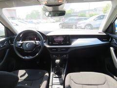 SKODA KAMIQ WHITE Ambition 1,0 TSI *LED+TEMP+SHZ+CAM* Bild 3
