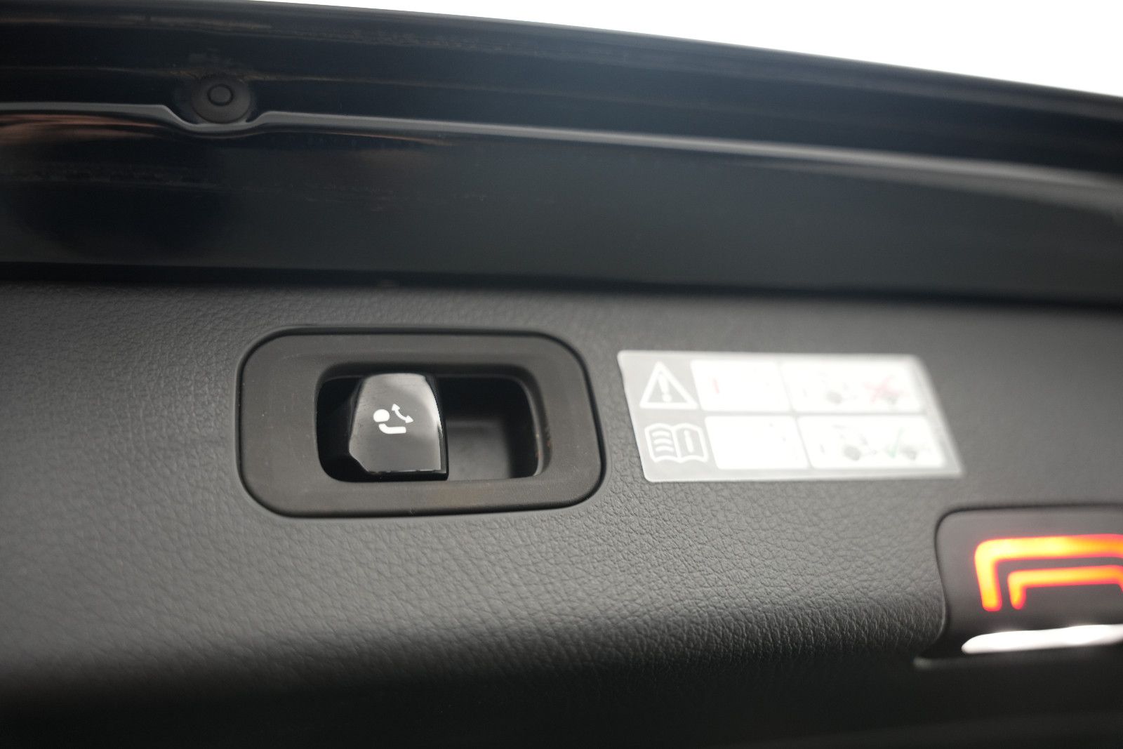 Fahrzeugabbildung Mercedes-Benz C 220d *AMG*Carbon*Ambiente*Kamera*AHK