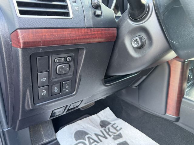 Toyota Land Cruiser  Executive