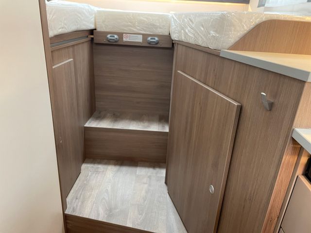 Carado I 338 PRO+  KLIMA NAVI