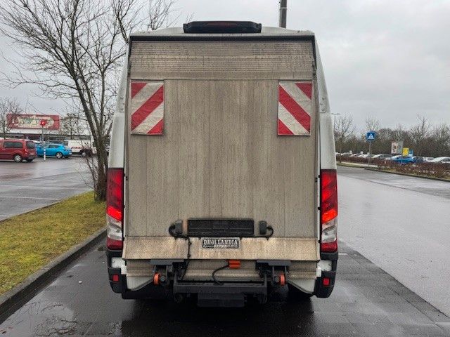 Fahrzeugabbildung Iveco Daily Kasten HKa 35S Radstand 3520 NAVI KAMERA