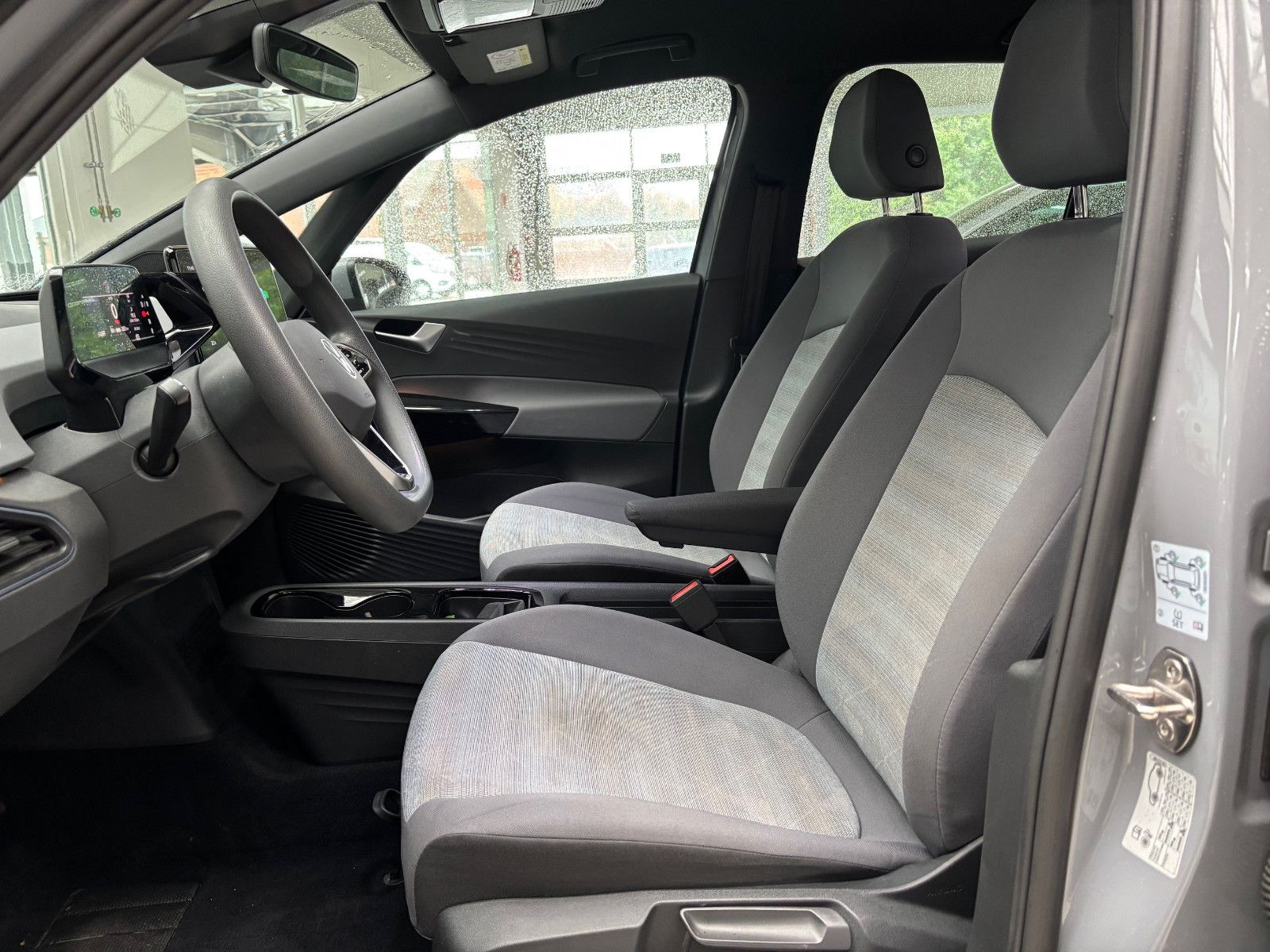 Fahrzeugabbildung Volkswagen ID.3 Pro 107 kW+LED+PDC+NAVI+ISOFIX+GJR