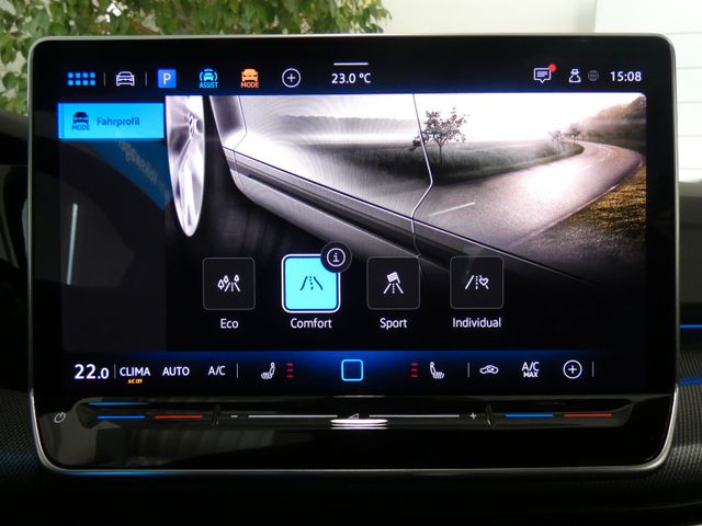 Golf 1.5 eTSI R-Line HUD PANO AHK RFK SHZ ACC