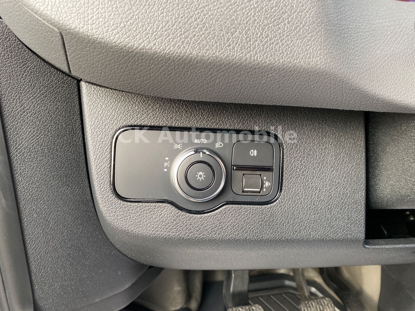 Fahrzeugabbildung Mercedes-Benz Sprinter III Kasten 214 CDI FWD L2H2/Klimaanlage
