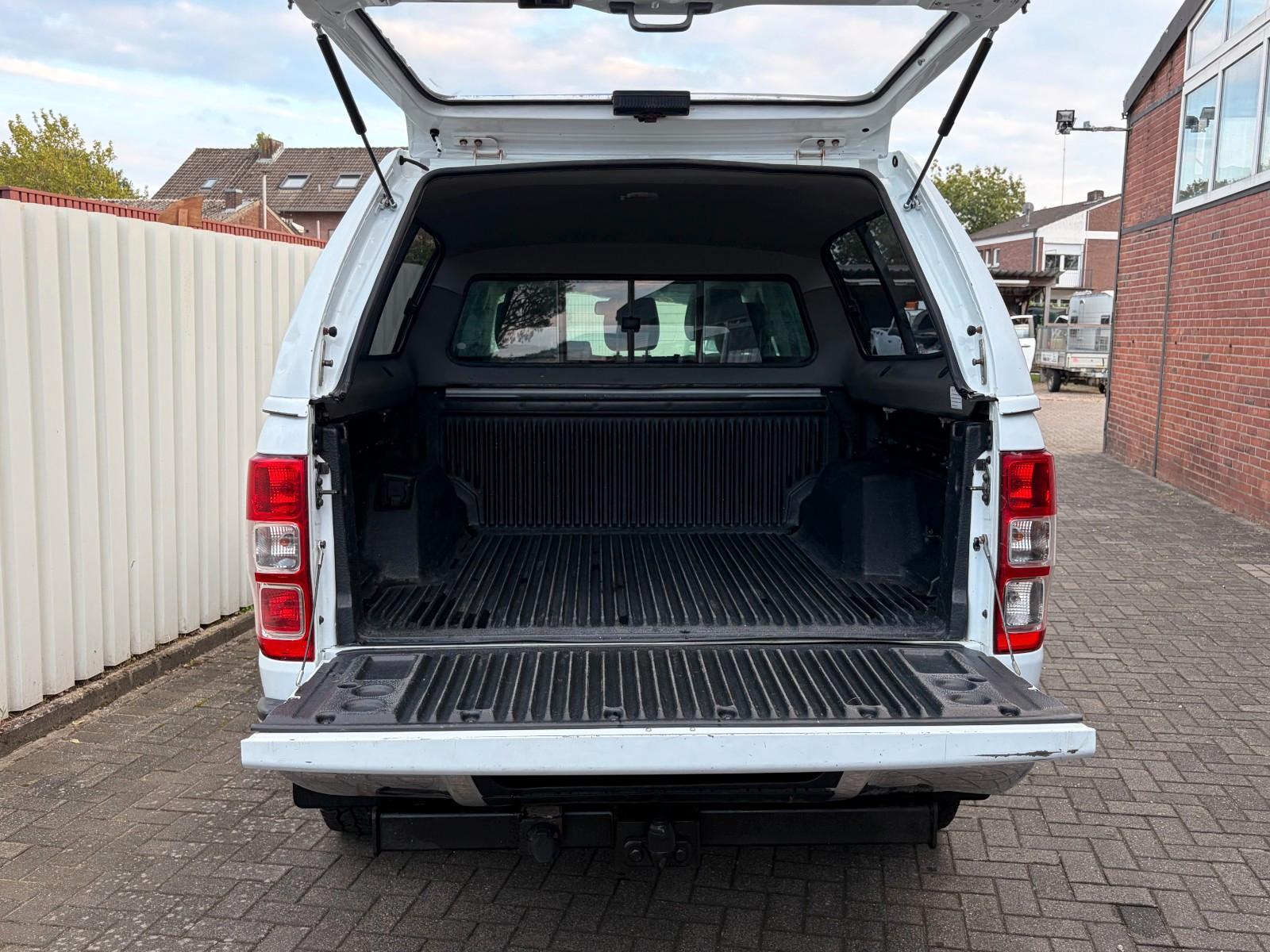 Ford Ranger Limited Double Cabine 4x4 2.2 TDCi 150 ch – BVM – Cuir – Attelage