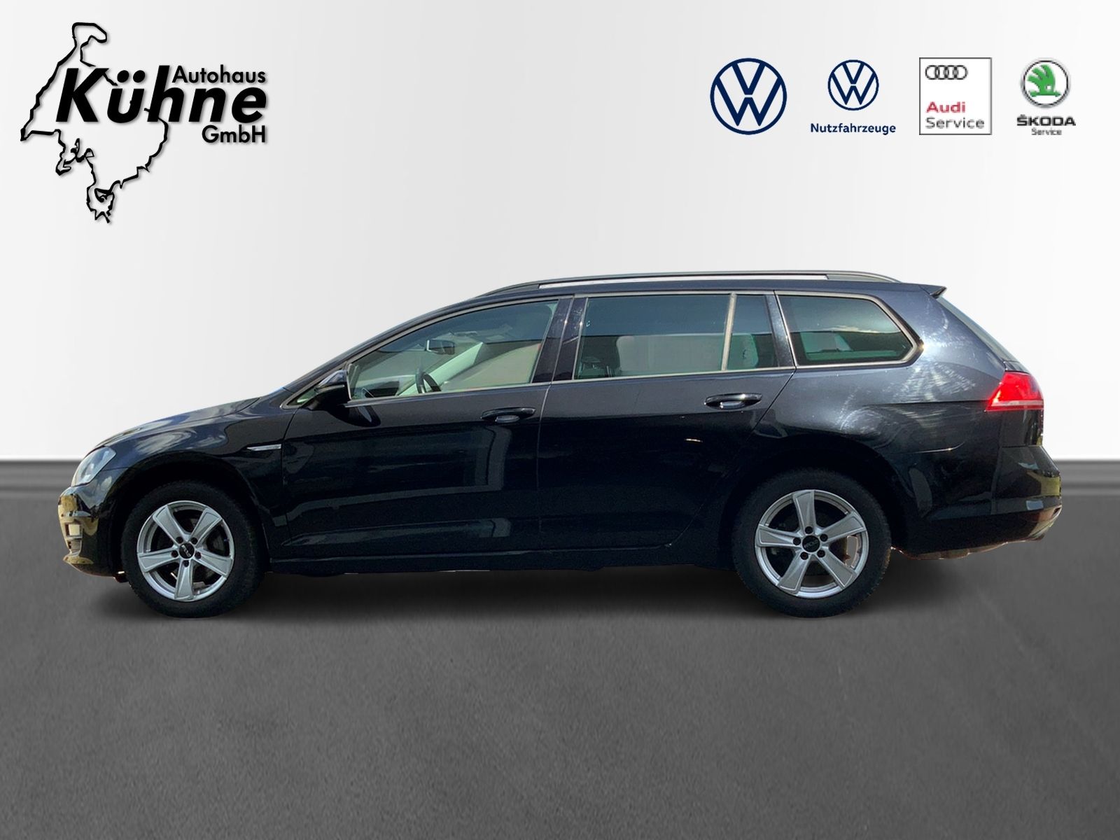 Golf VII Variant 2.0 TDI CUP AHK, NAV, SHZ, PDC.