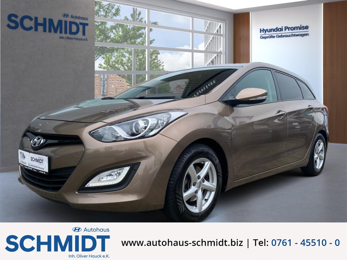 Hyundai i30cw AHK Rückfahrkam. Navi PDC Klima Alarm Frei