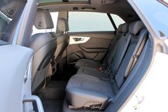 AUDI Q8 50 TDI quattro/ S-LINE/ PANO/ MATRIX/ STANDHZ AUDI Q8 50 TDI quattro/ S-LINE/ PANO/ MATRIX/ STANDHZ