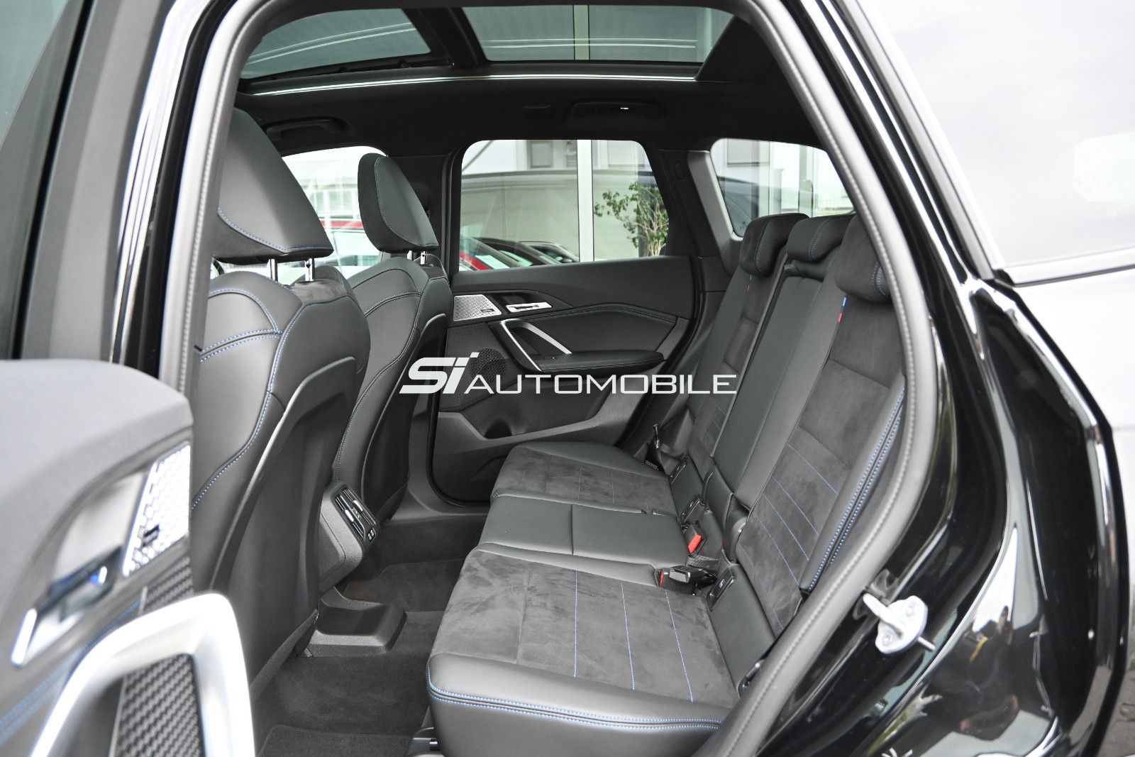 Fahrzeugabbildung BMW X1 xDr.23d M SPORT °ACC°AHK°HARMAN°HUD°MEMO°PANO