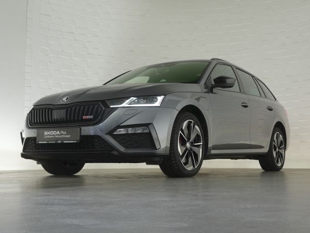 Octavia COMBI RS iV DSG+NAVI+RÜCKFAHRKAMERA+SITZ