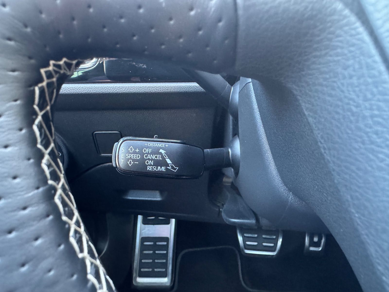 Fahrzeugabbildung SEAT Leon Cupra 290 Panorama+LED+Navi+BeatsAudio
