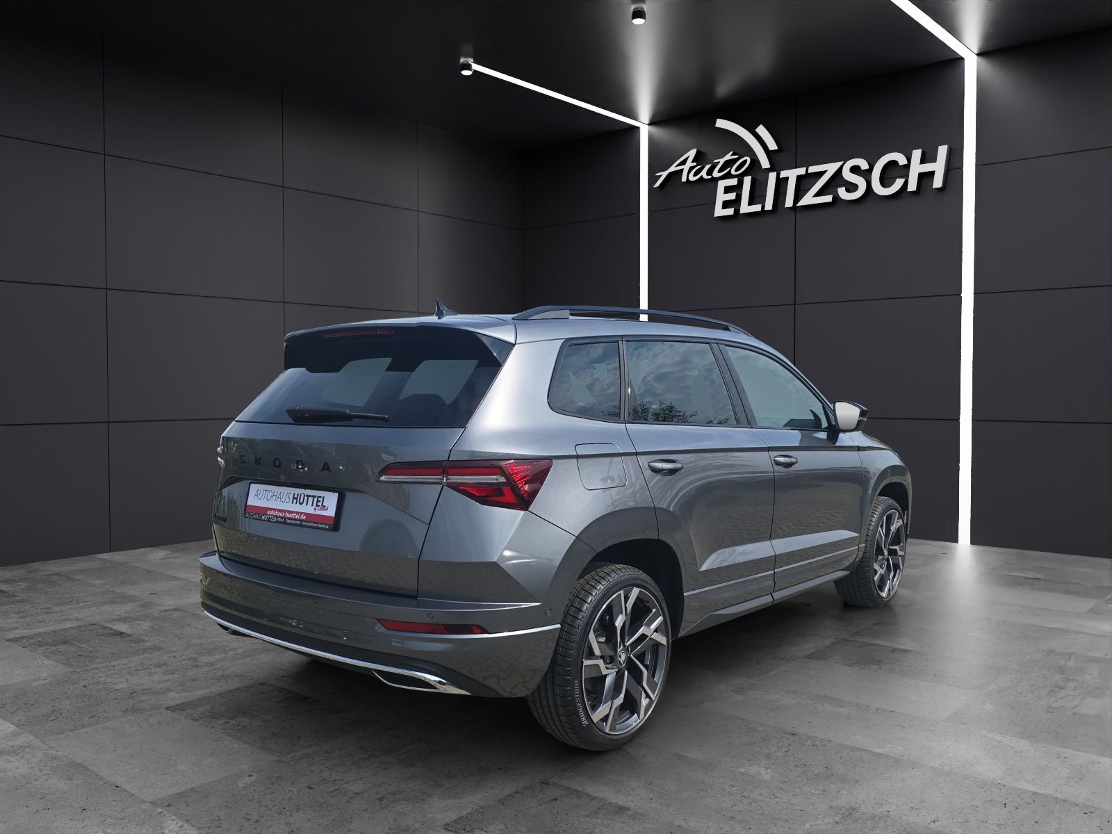 Fahrzeugabbildung SKODA Karoq Sportline 1.5 TSI DSG AHZ MATRIX NAVI ACC