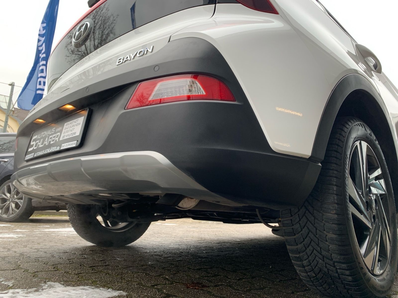 Fahrzeugabbildung Hyundai BAYON 1.0 T-GDI Connect & Go Navi BOSE