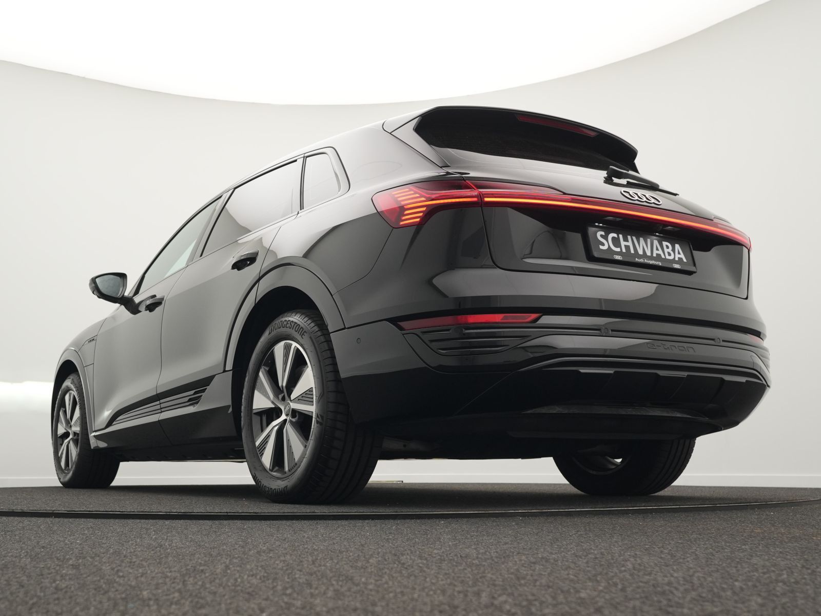 Audi Q8 e-tron - Bild 25