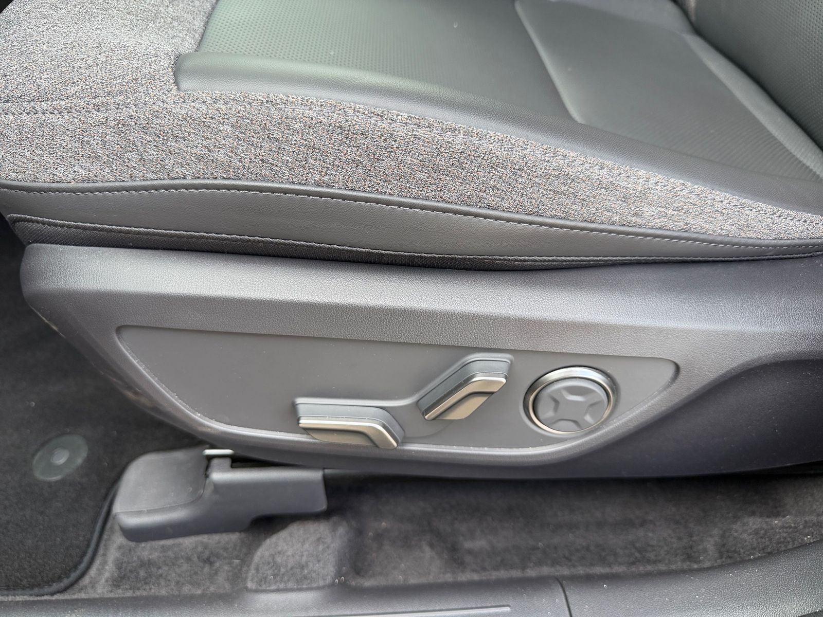 Fahrzeugabbildung Kia EV5 2WD EARTH DRIVE LED