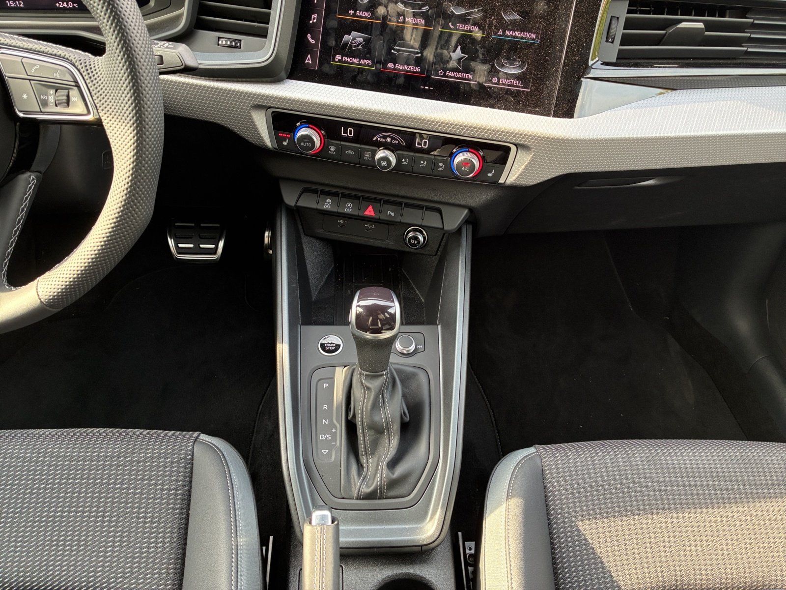 Fahrzeugabbildung Audi A1 allstreet 35TFSI Kamera,LED,Navi,PDC,SHZ,ACC