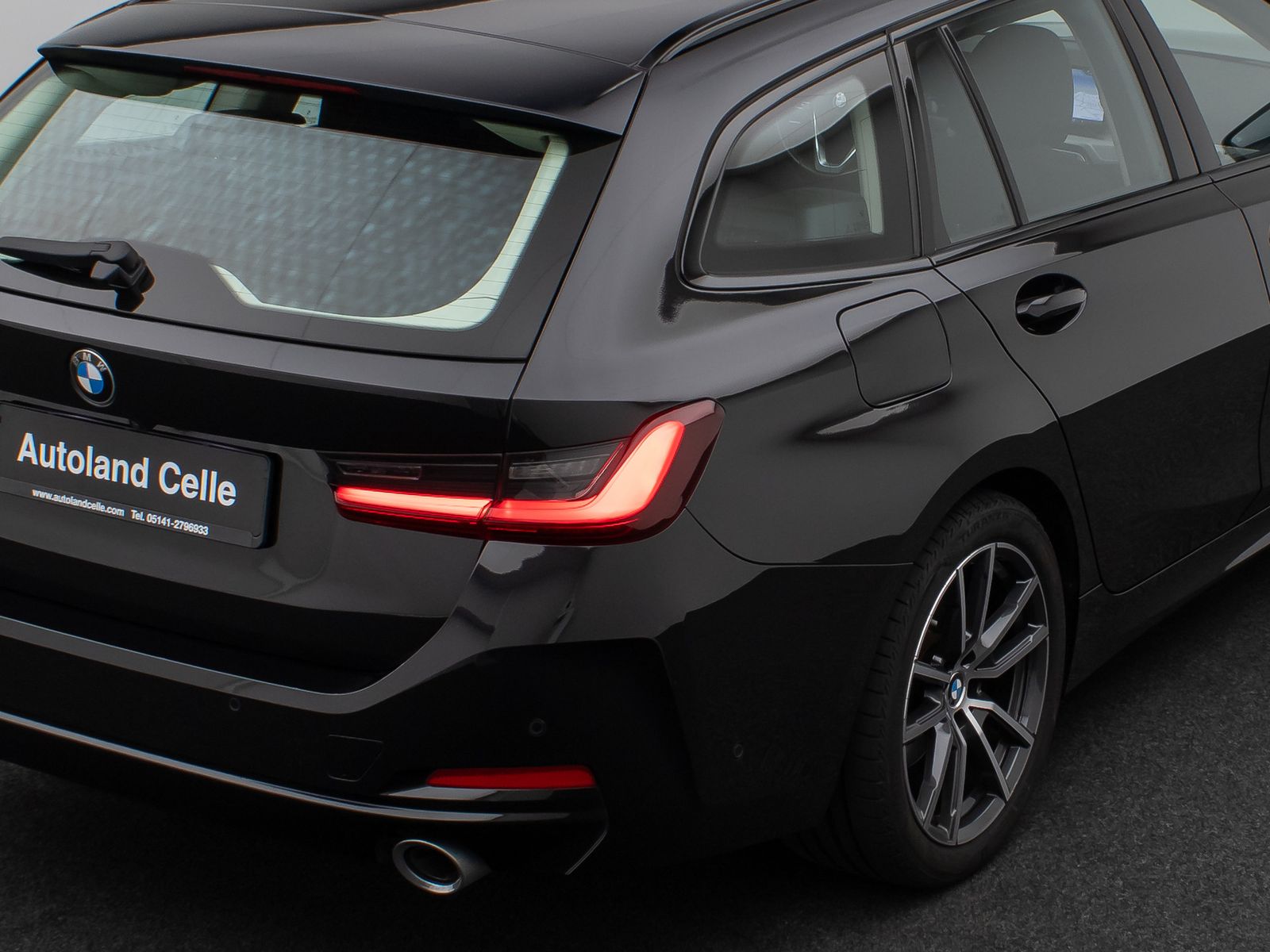 Fahrzeugabbildung BMW 320d xD  Kamera DAB MSport Fernlichtassis 18Zoll
