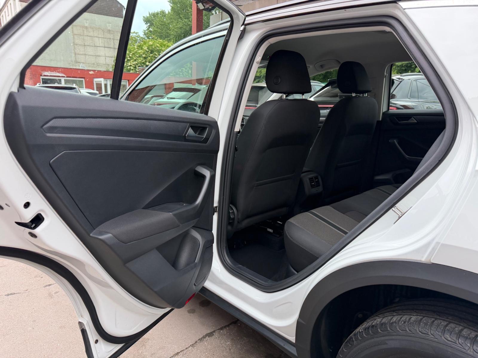 Volkswagen T-Roc Style*R-KAM*AHK*APPLE-CAR*ALU