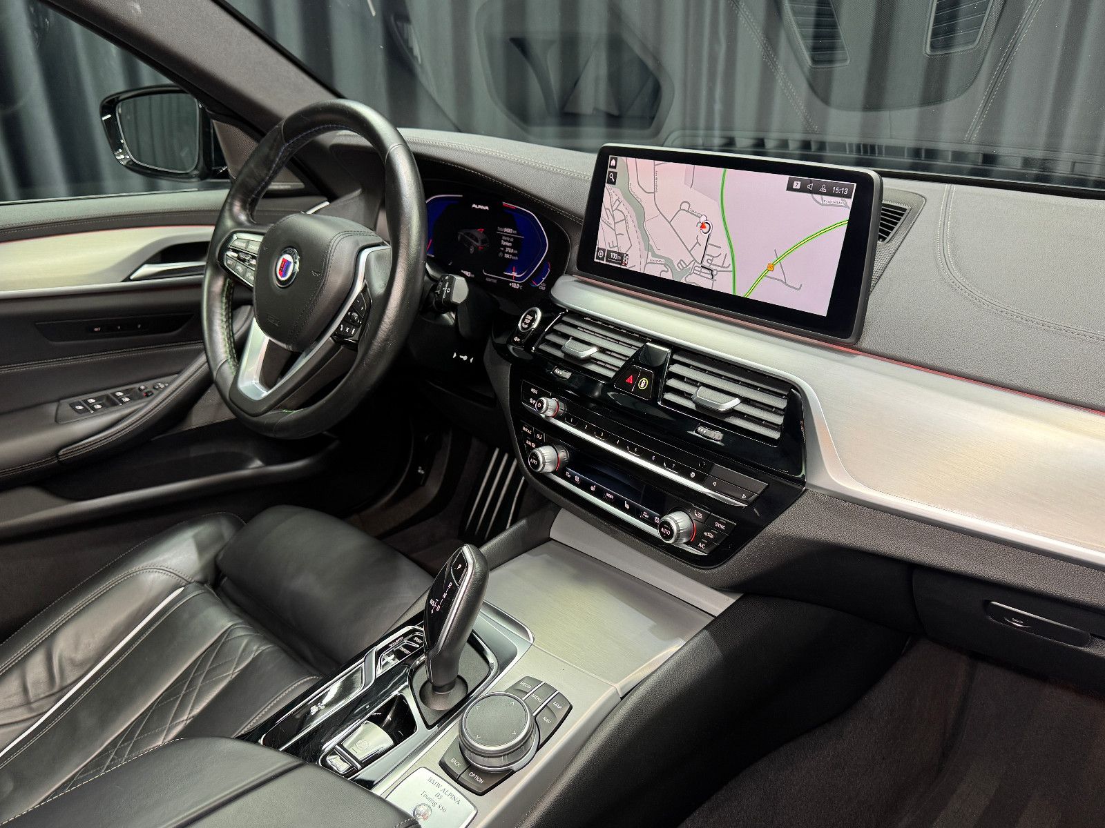 Fahrzeugabbildung ALPINA B5 4.4 Touring|LASER|PANO|HEAD-UP|VOLL
