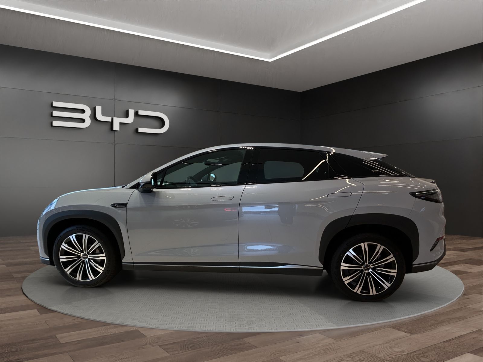 BYD SEALION 7