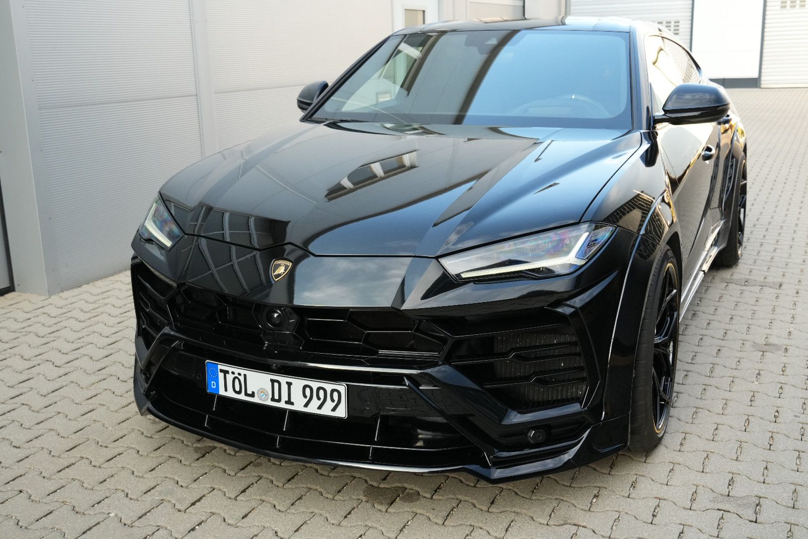 Lamborghini Urus 4.0 V8 NOVITEC Manhart Akrapovic HRE XPEL foto 2
