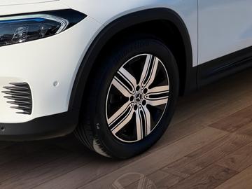 2022 Mercedes-BENZ EQB 照片 2