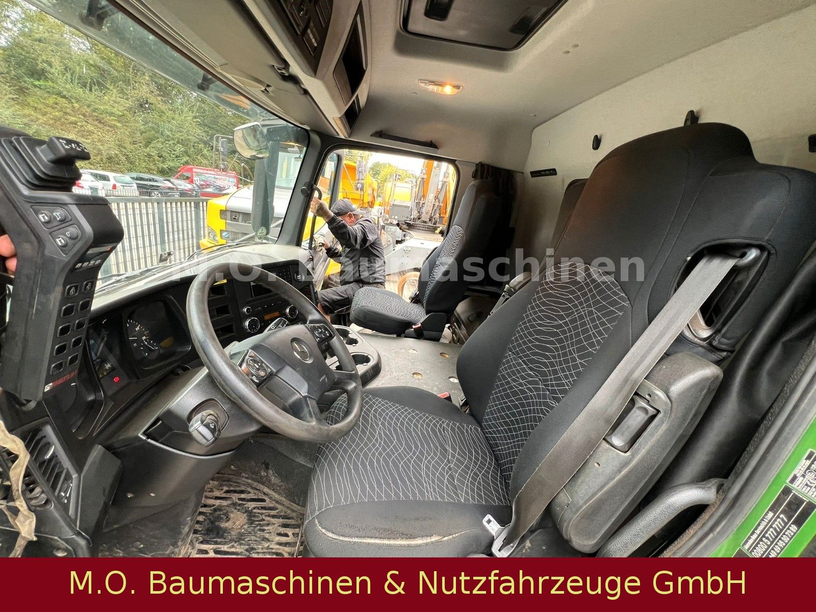 Fahrzeugabbildung Mercedes-Benz Antos 2543/AC/ 6x2/Euro 6