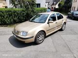 Volkswagen VW Bora 1.6 77kw, Klima, SHZ, TÜV8/26 Taus... - Volkswagen Bora aus 2001