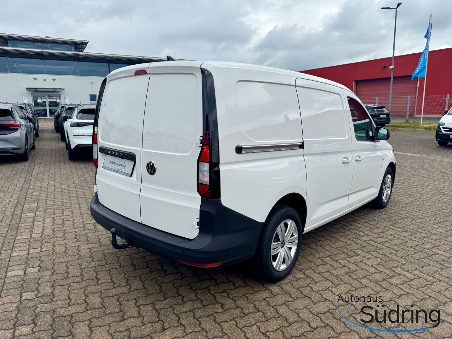 Caddy Maxi 2,0 TDI Kasten AHK Navi SHZ Rückfk.