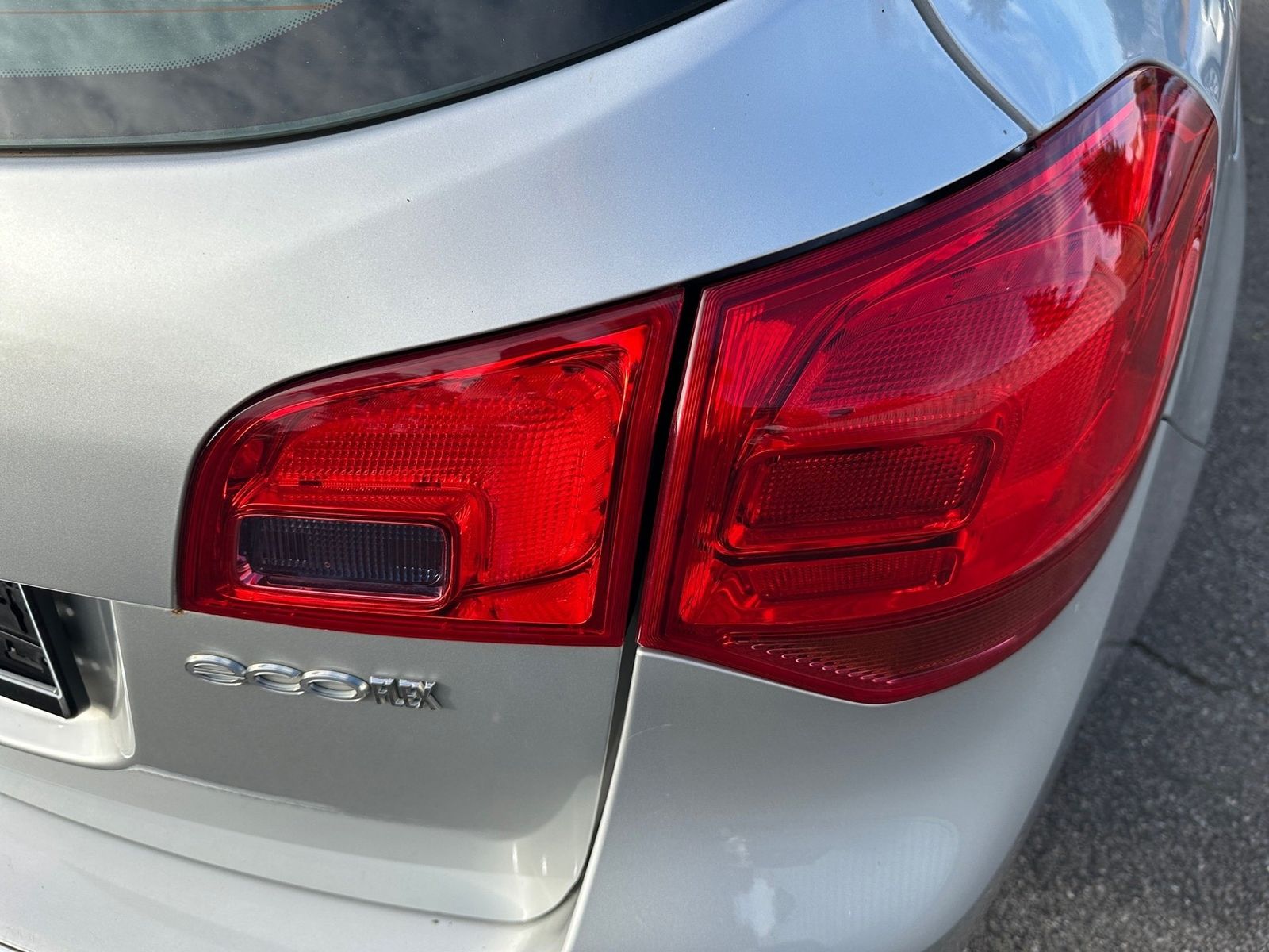 Fahrzeugabbildung Opel Astra J Sports Tourer 1.6 CDTI NUR AN HÄNDLER
