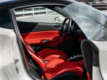 صورة مصغرة 16 لـ 2017 Ferrari 488 GTB